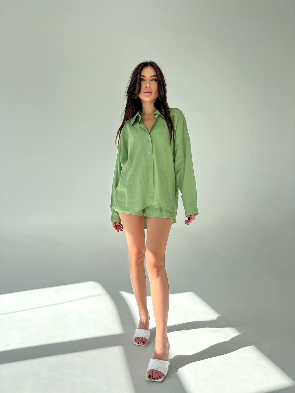 Set due pezzi camicia e short pistacchio