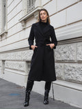 Cappotto nero con cintura