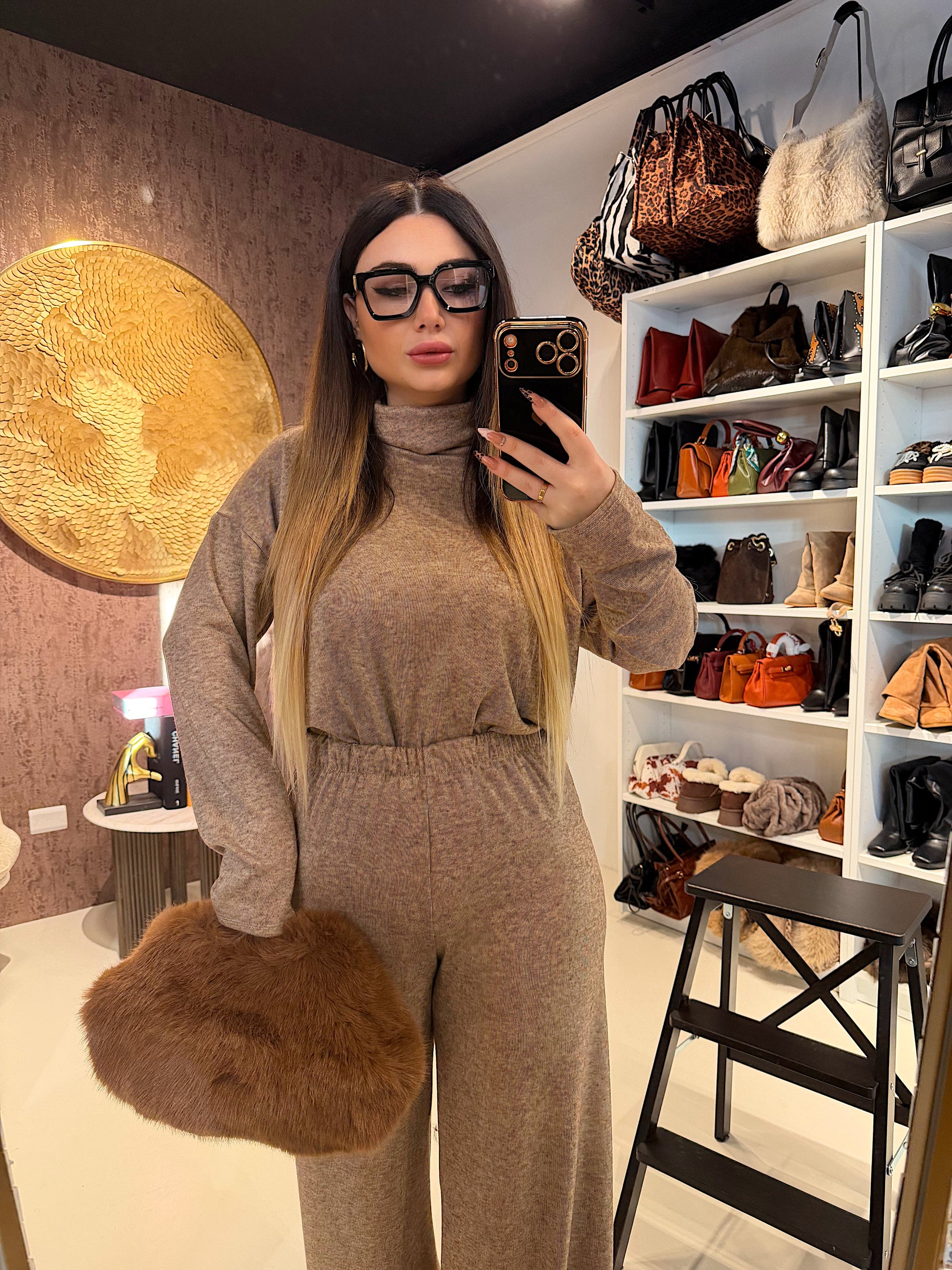 Completo comfy collo alto