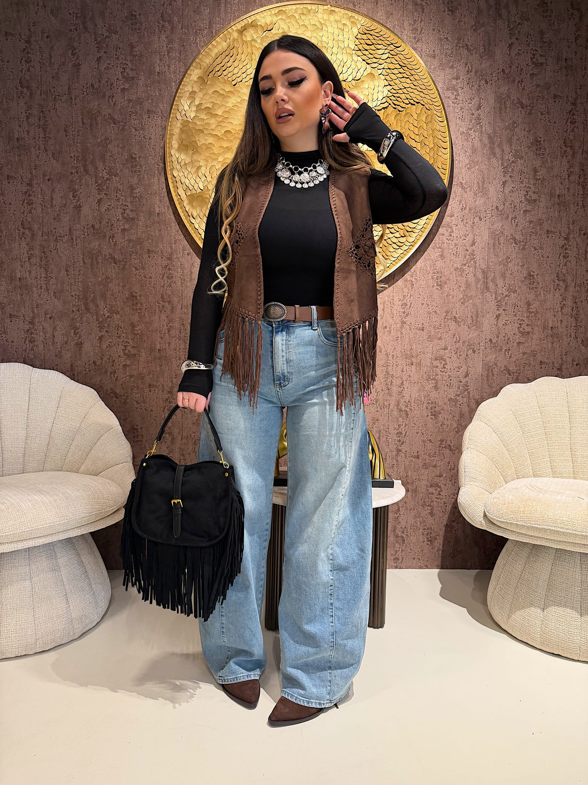 Gilet Boho in Suede con Frange e Crochet