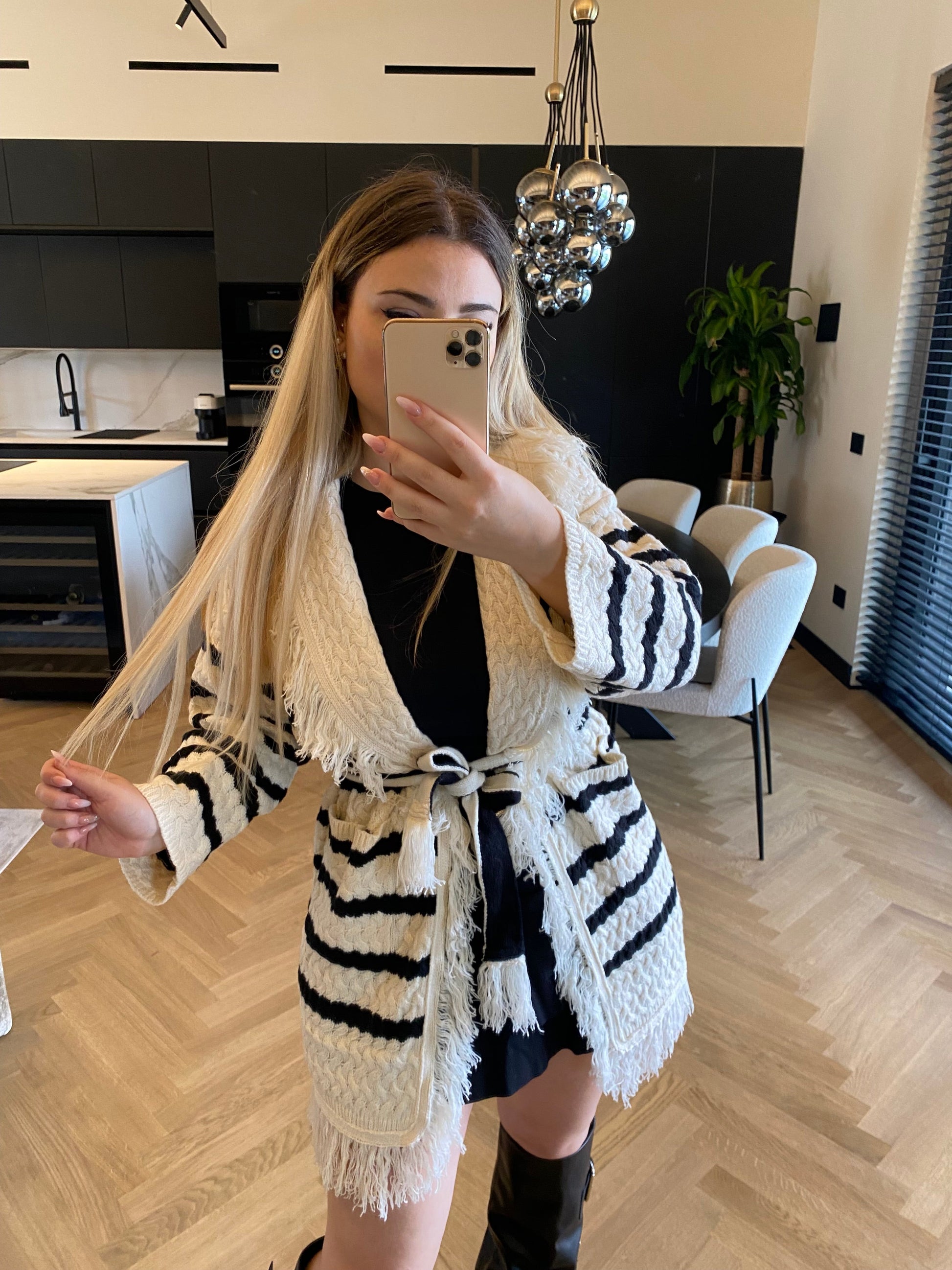 Cardigan bianco nero
