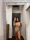 Body gold con scollo a V e manicotti