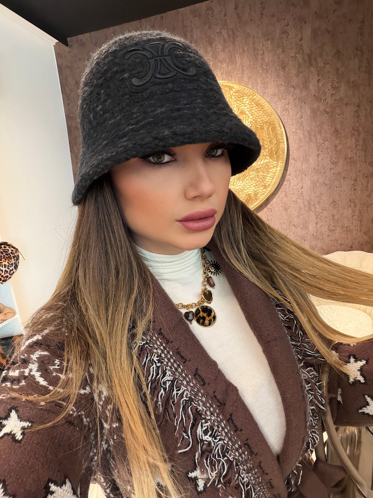 Cappelli sciarpe e guanti