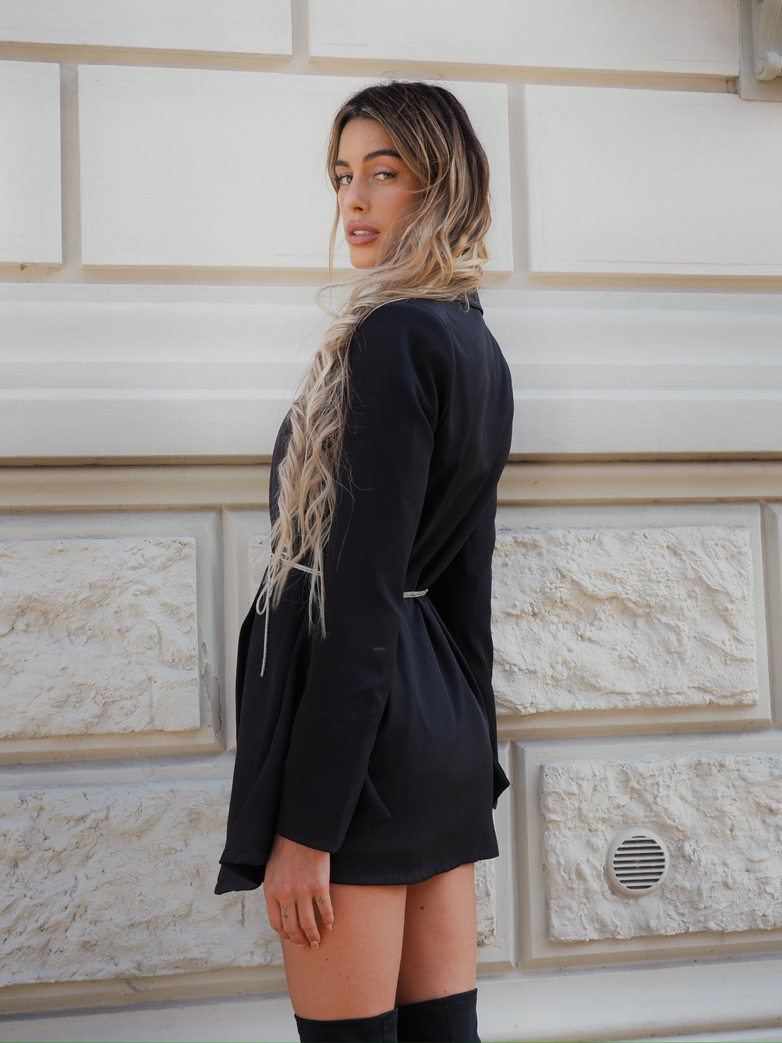 Abito a blazer con laccio argento