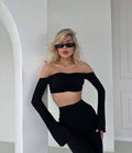 Due pezzi top e pantalone nero