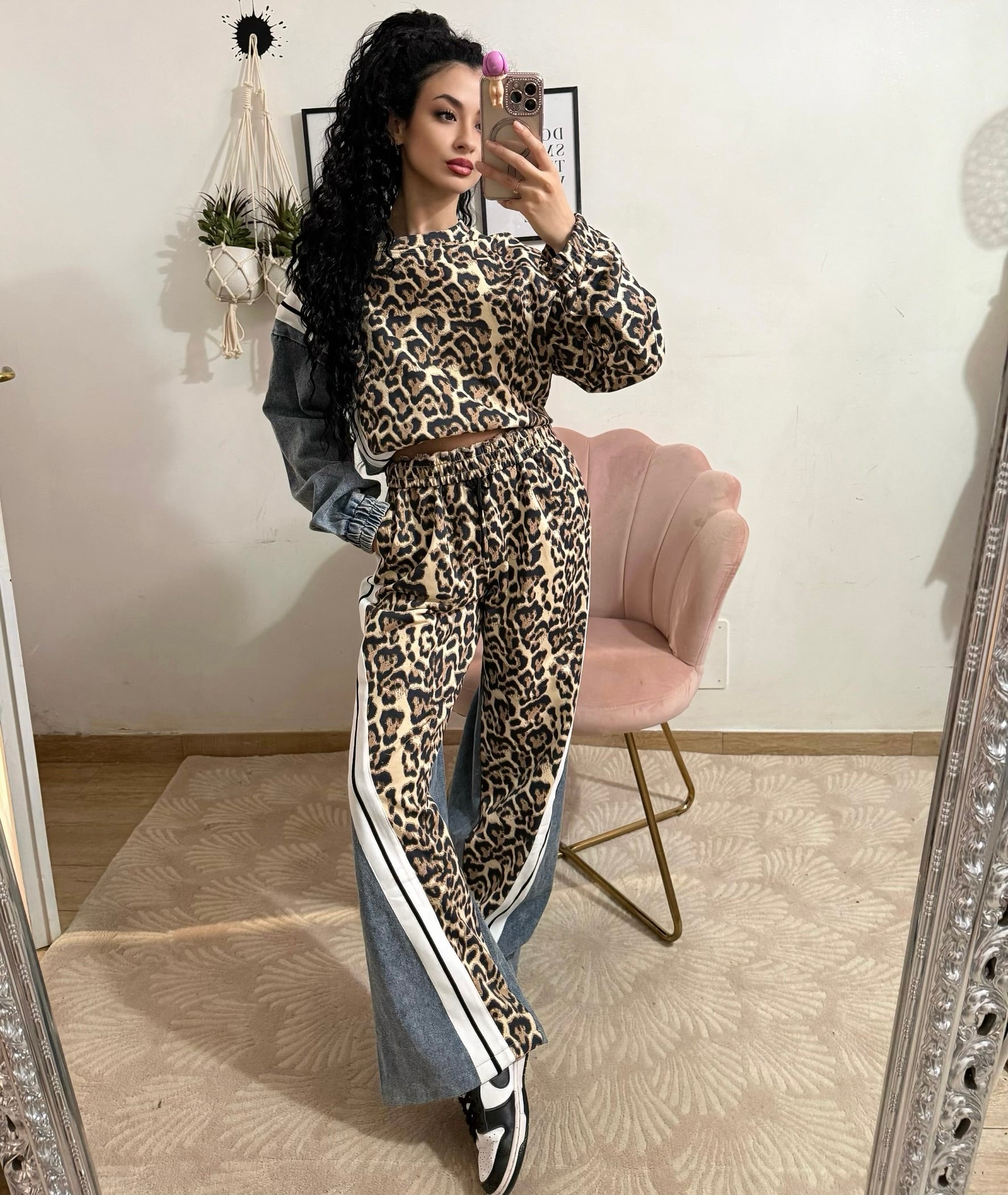 Set felpa e pantalone animalier jeans