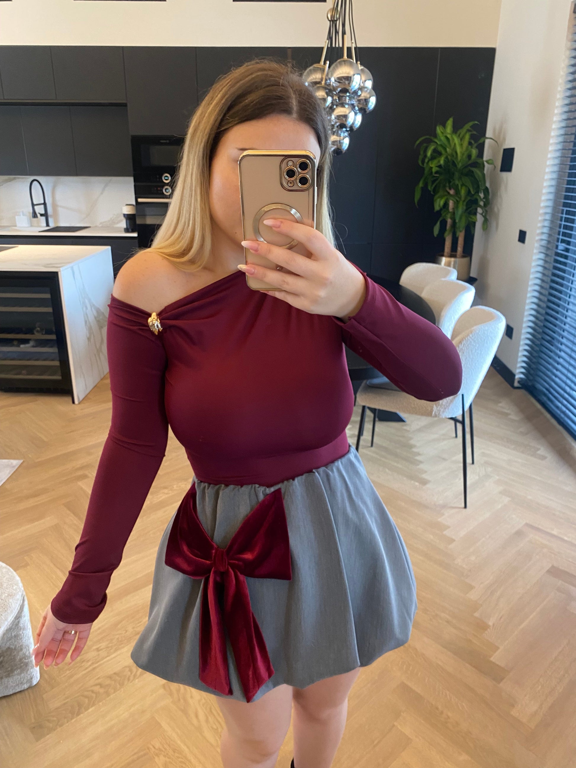 Body bordeaux dettaglio oro
