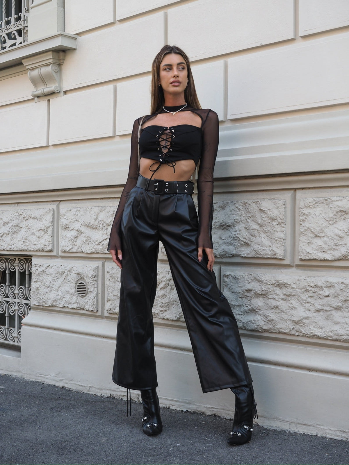 Pantalone ecopelle con cintura