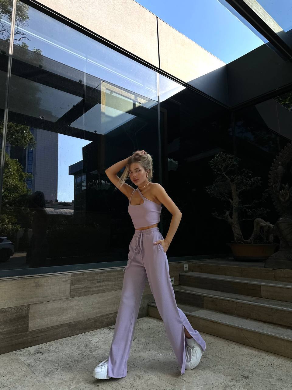 Set due pezzi top e pantalone lilla