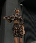 Due pezzi t-shirt e short animalier