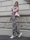 Cargo maxi con tasconi mimetico con rosa