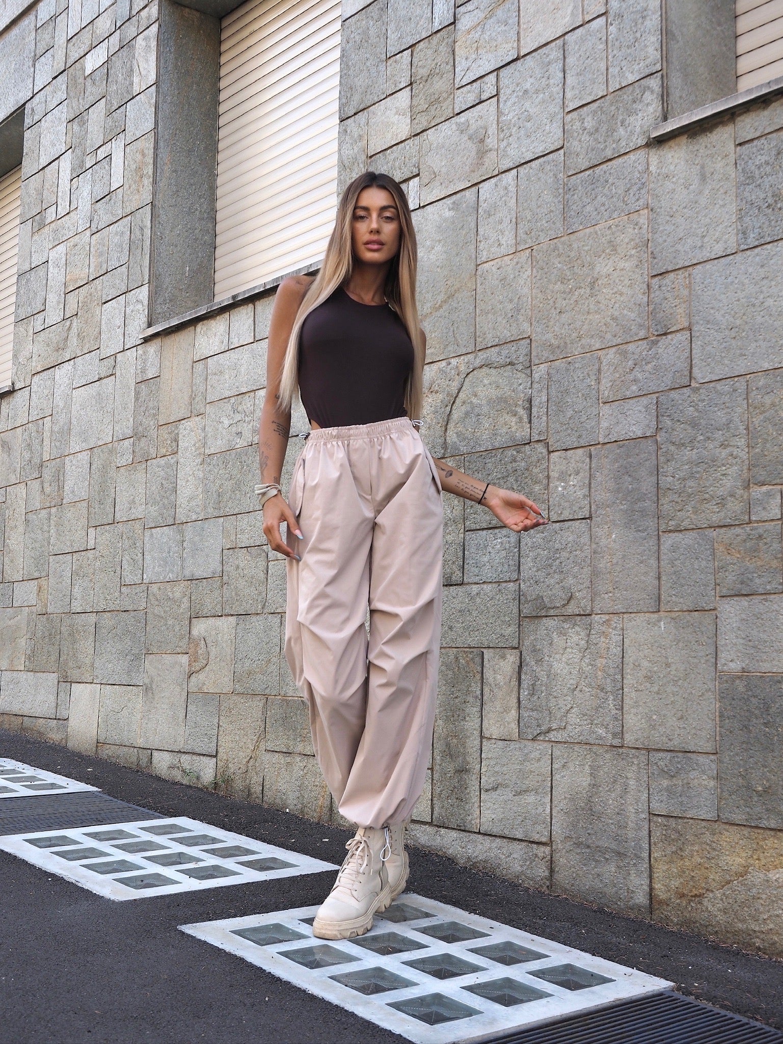 Pantalone beige cargo