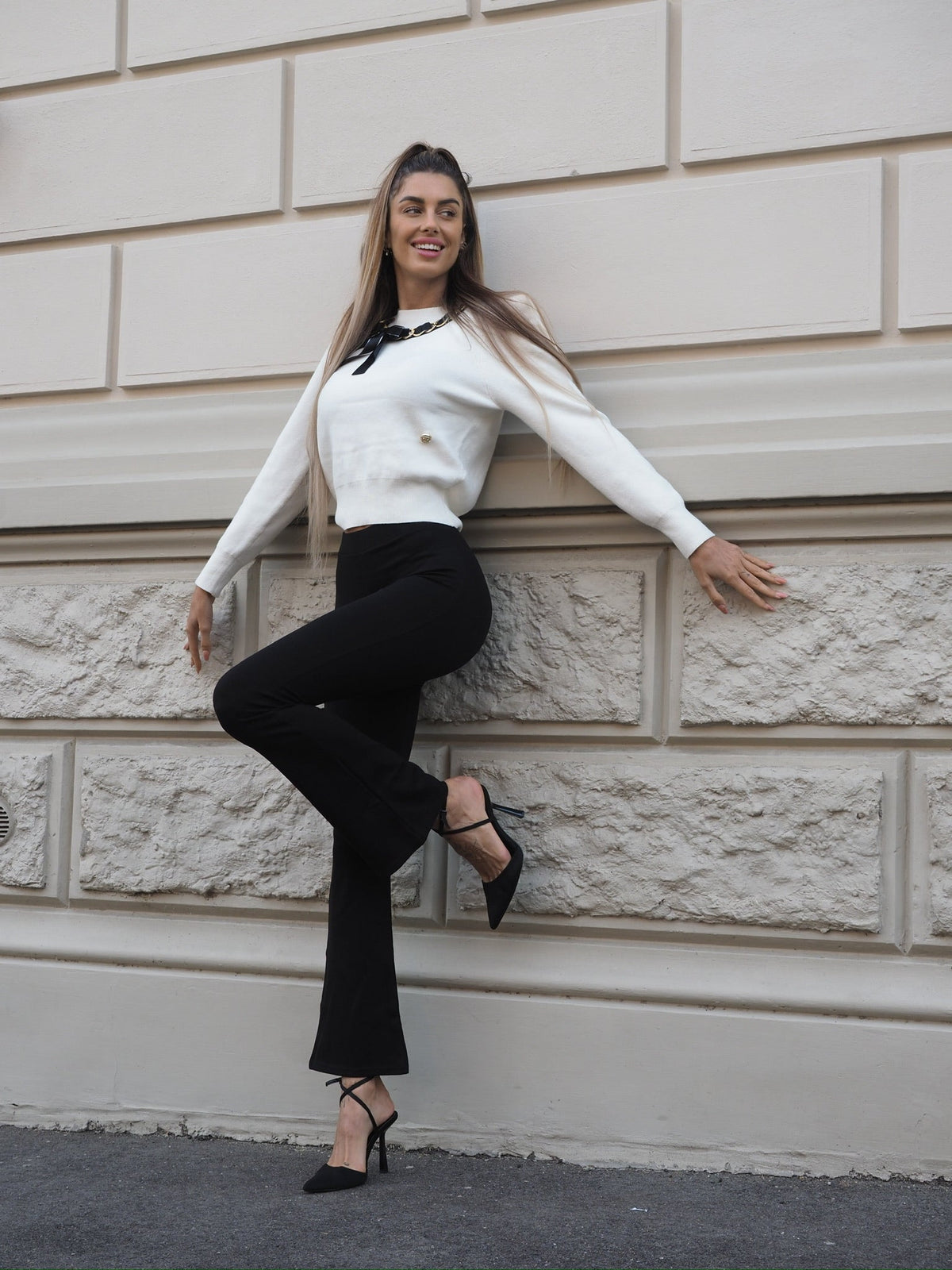 Pantalone a zampa nero