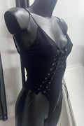 Body con lacci