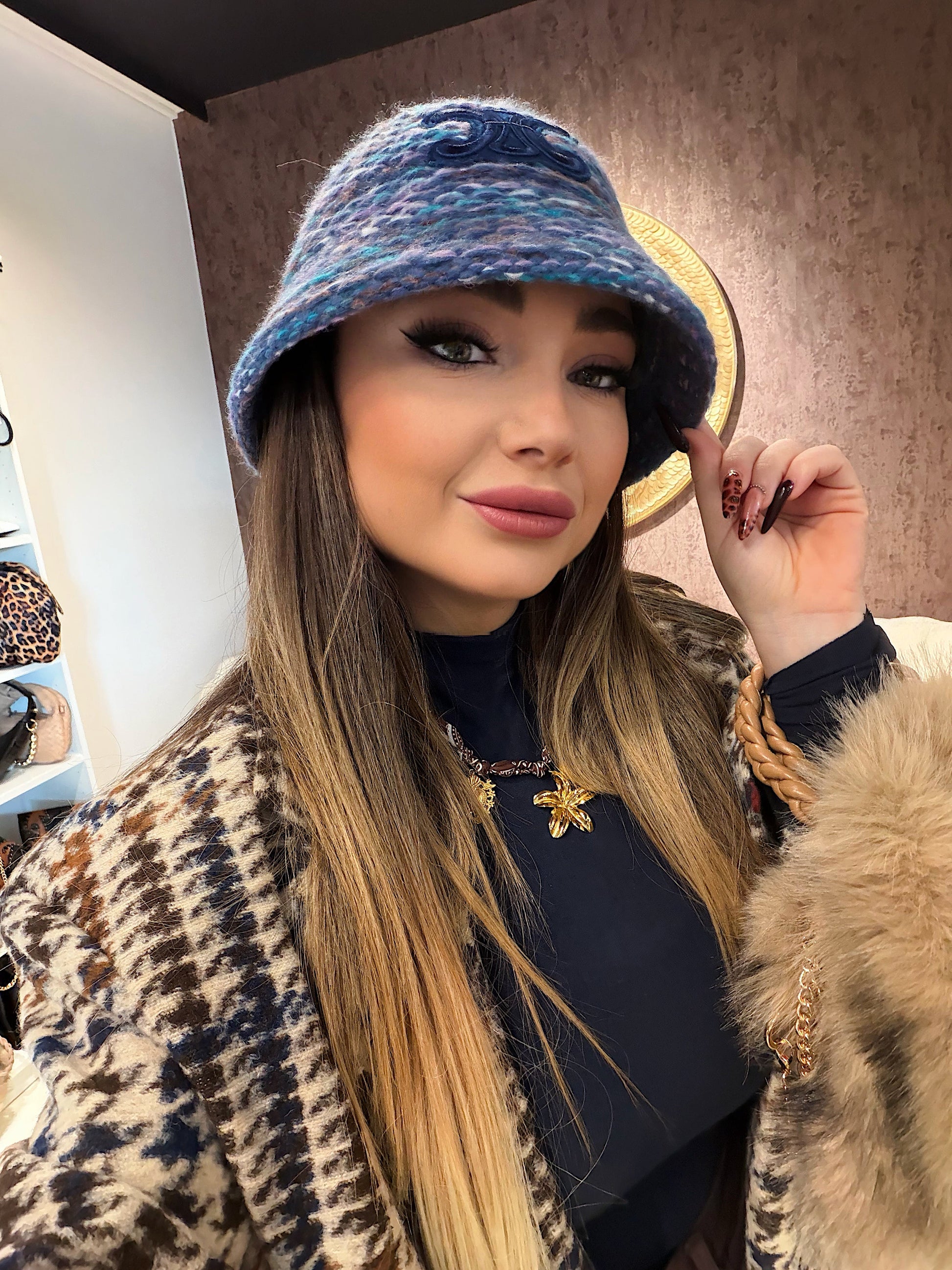 Cappelli sciarpe e guanti