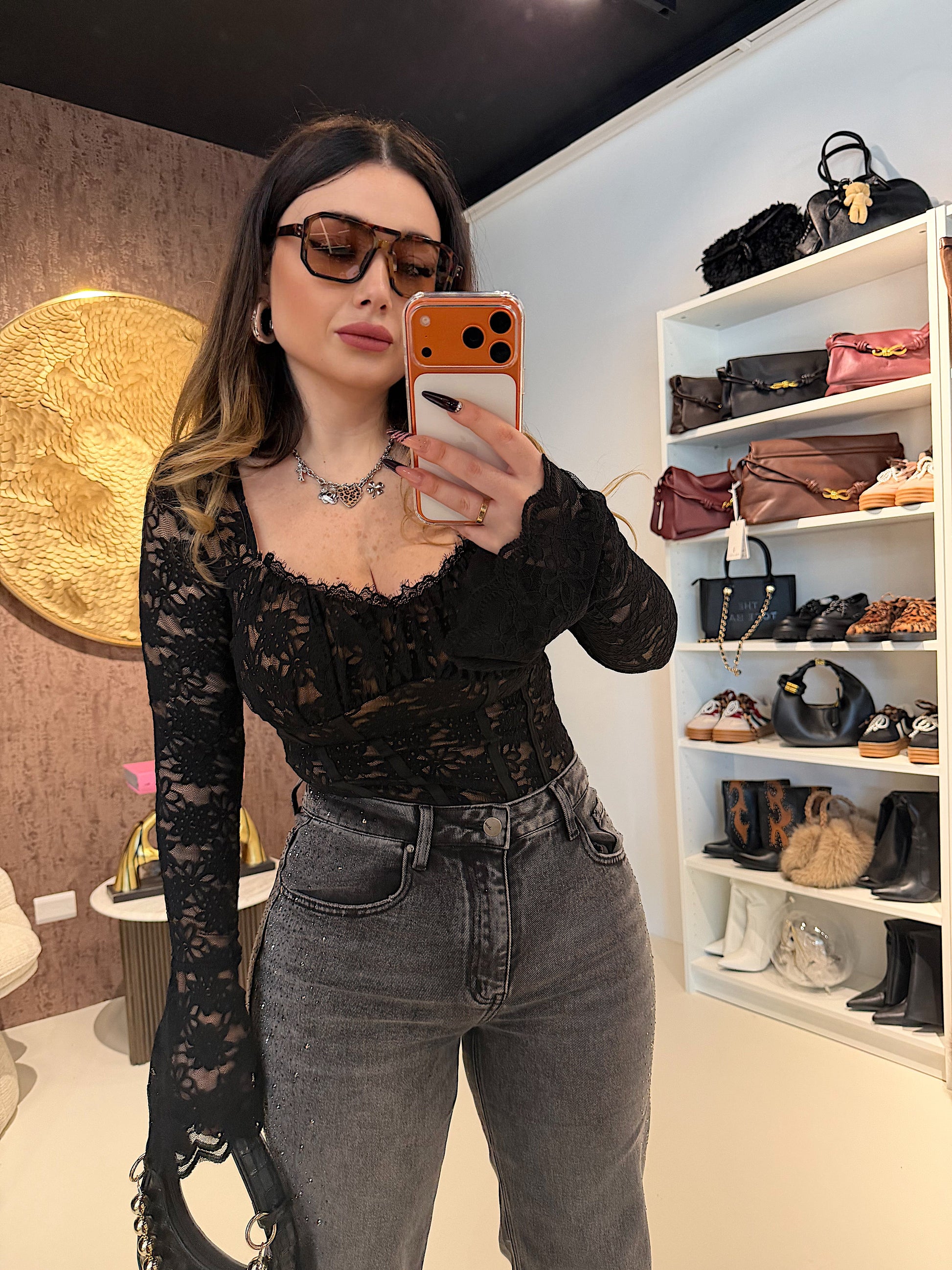 Top in Pizzo con Dettaglio Bustier