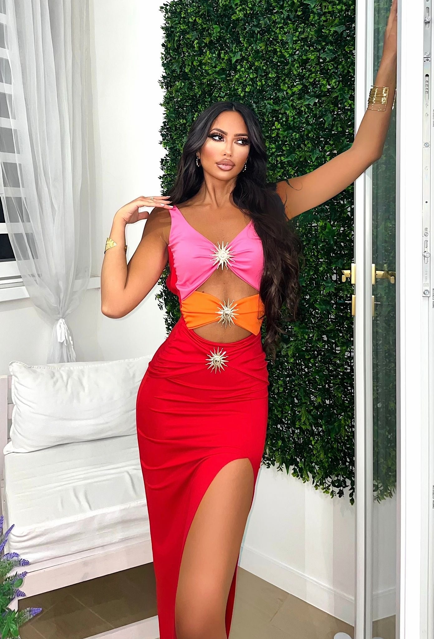 Bikini due pezzi con sole arancio