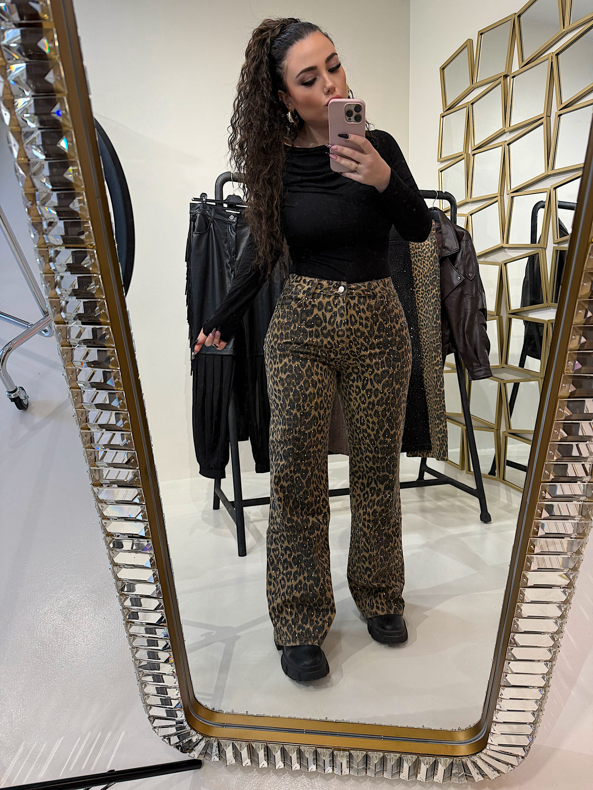 Pantalone con strass animalier