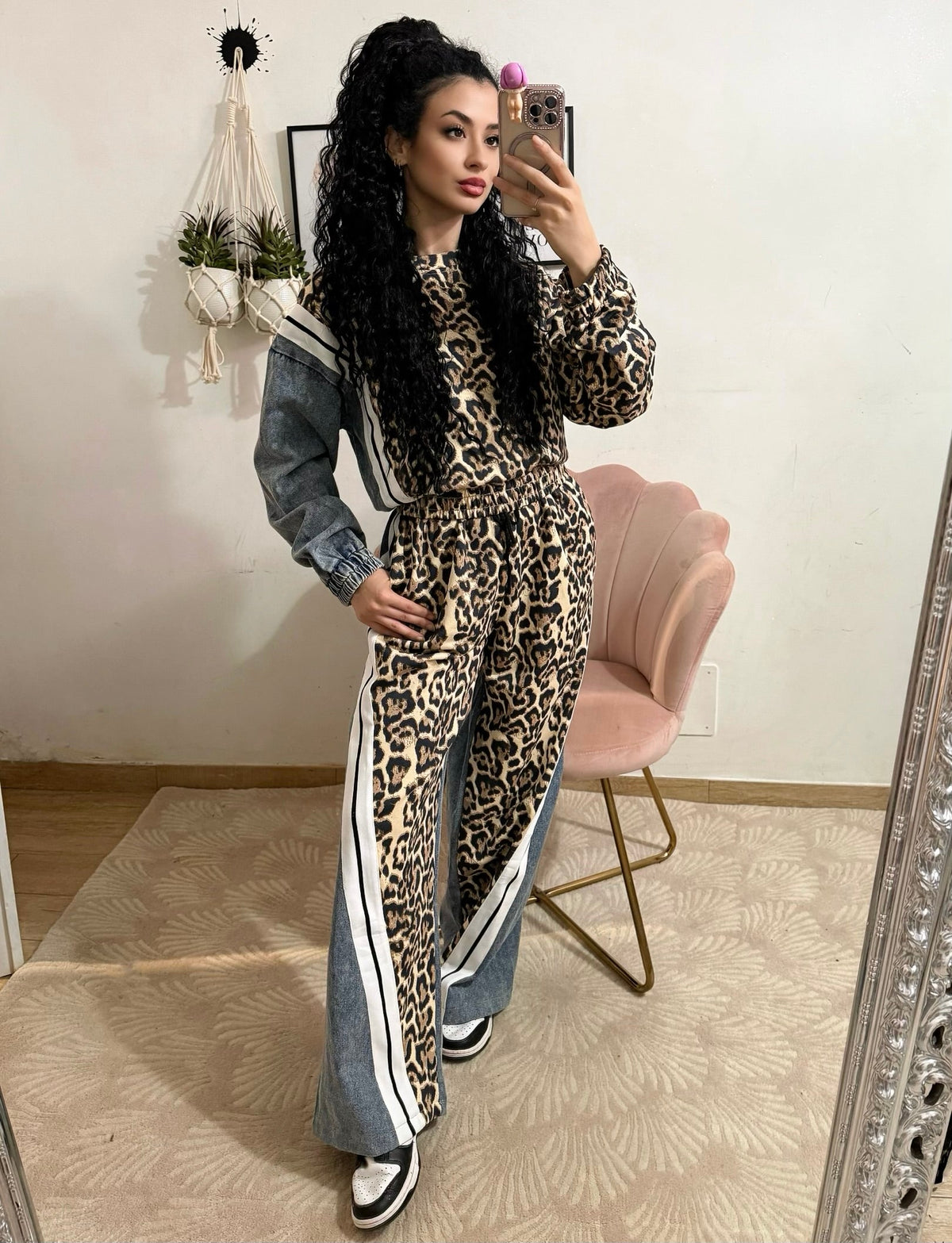Set felpa e pantalone animalier jeans
