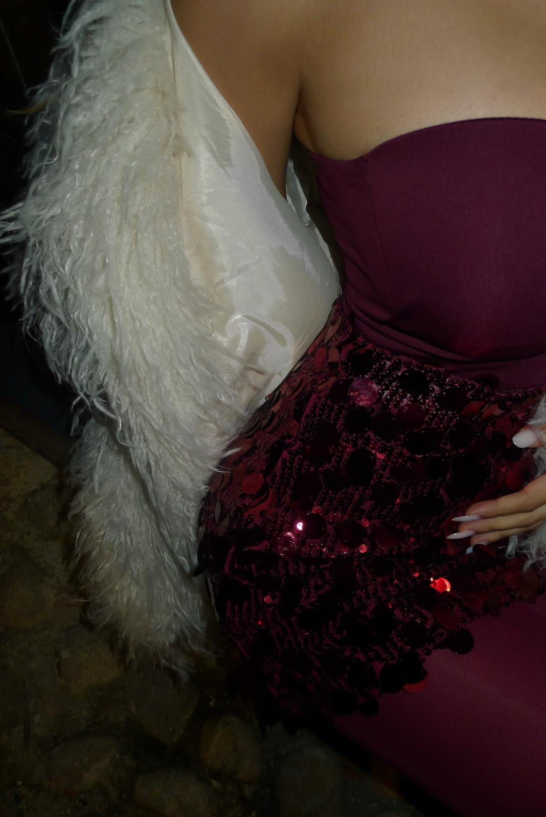 Gonna con maxi paillettes bordeaux