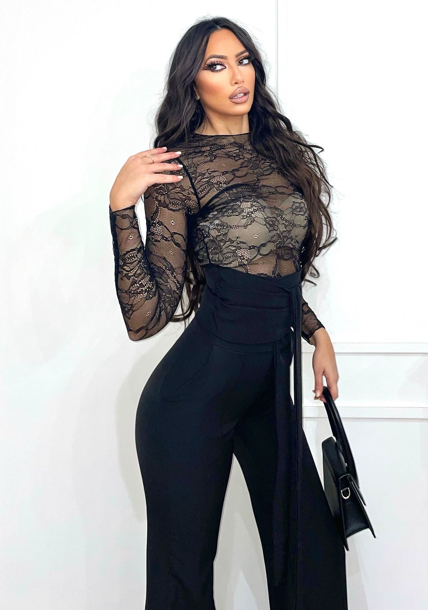 Maglia in pizzo nera