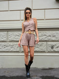 Completo smanicato e short Camel