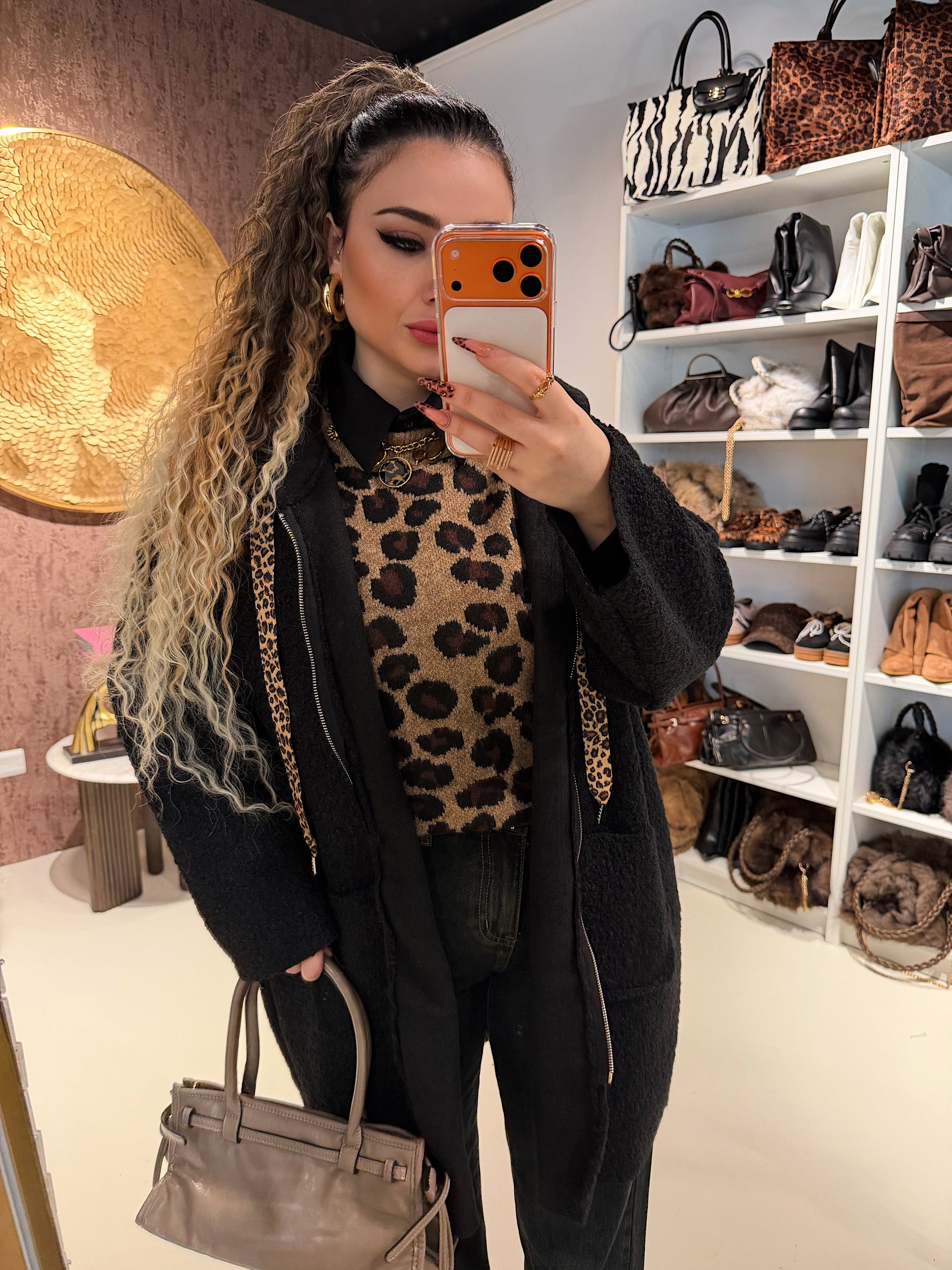 Cardigan Morbido con Cappuccio e laccio Animalier