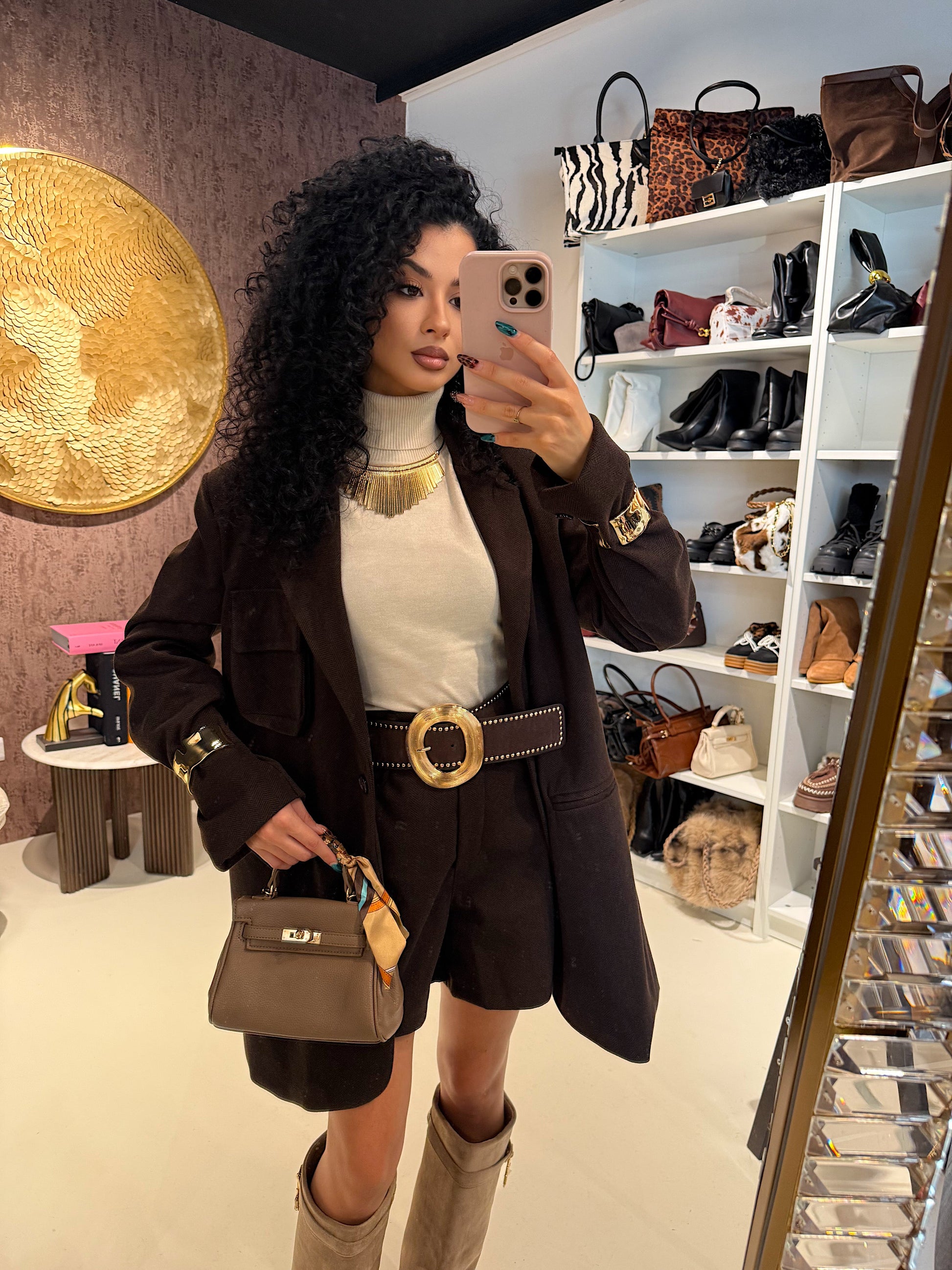 Completo choco short e giacca con tasche