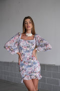 Abito arricciato carta da zucchero con fiori rosa