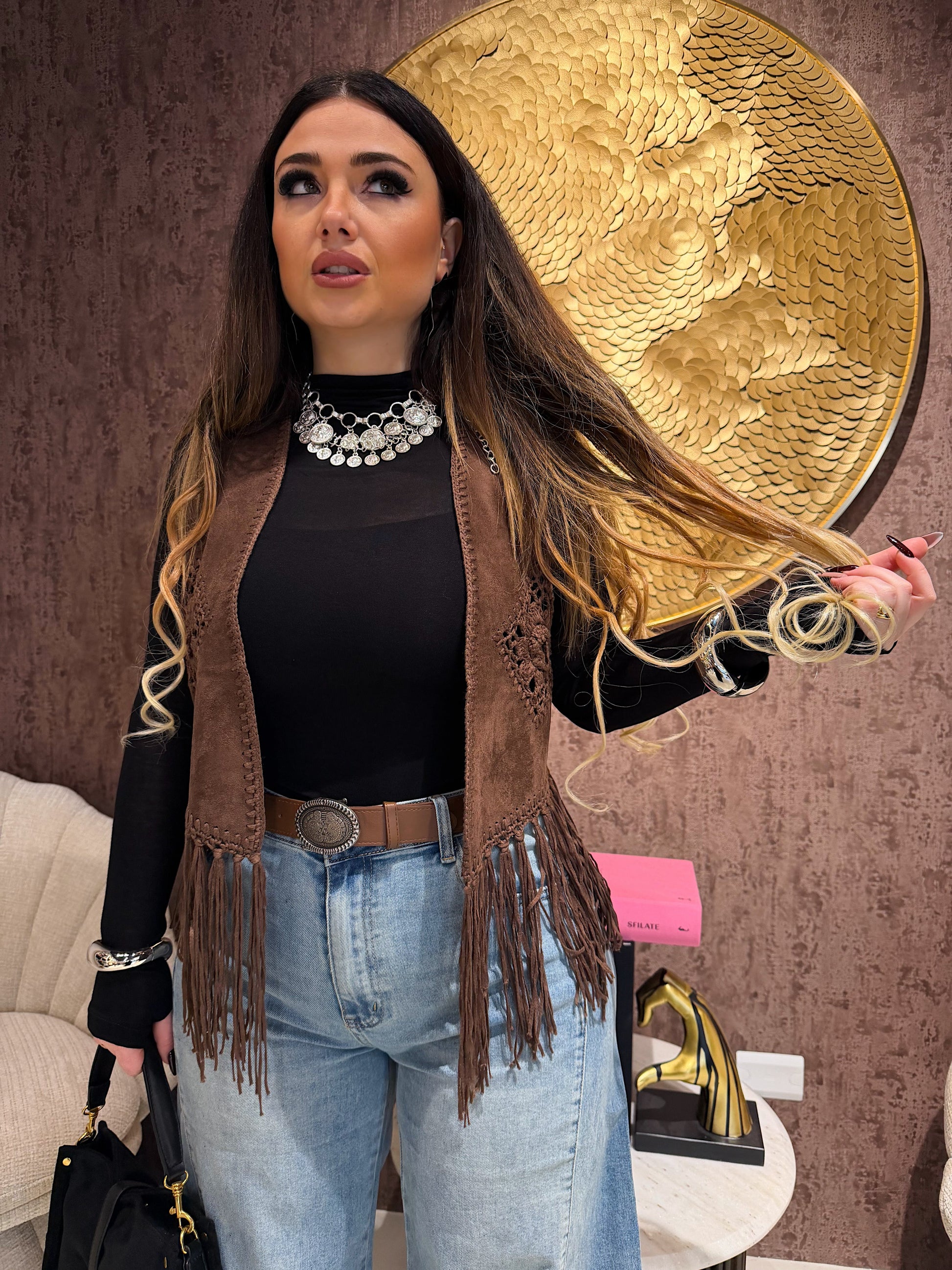 Gilet Boho in Suede con Frange e Crochet