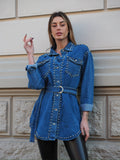 Giaccone di jeans con borchie