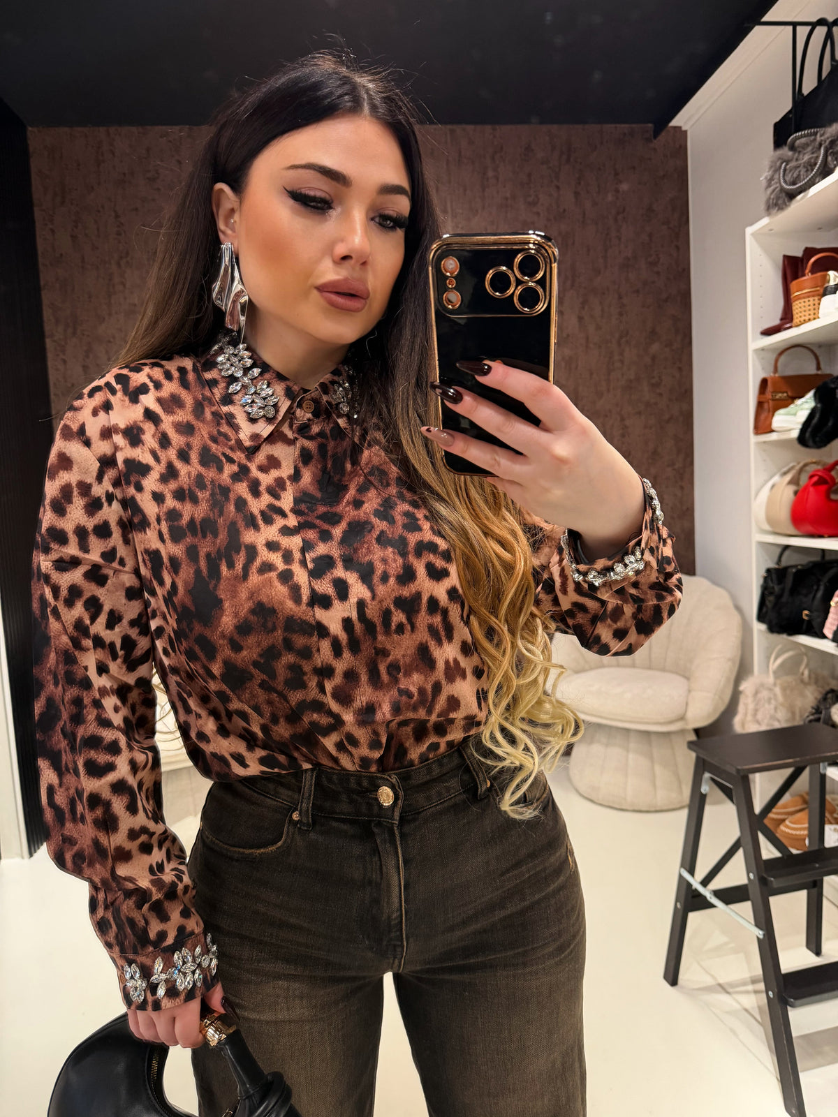 Camicia Animalier con Colletto Gioiello