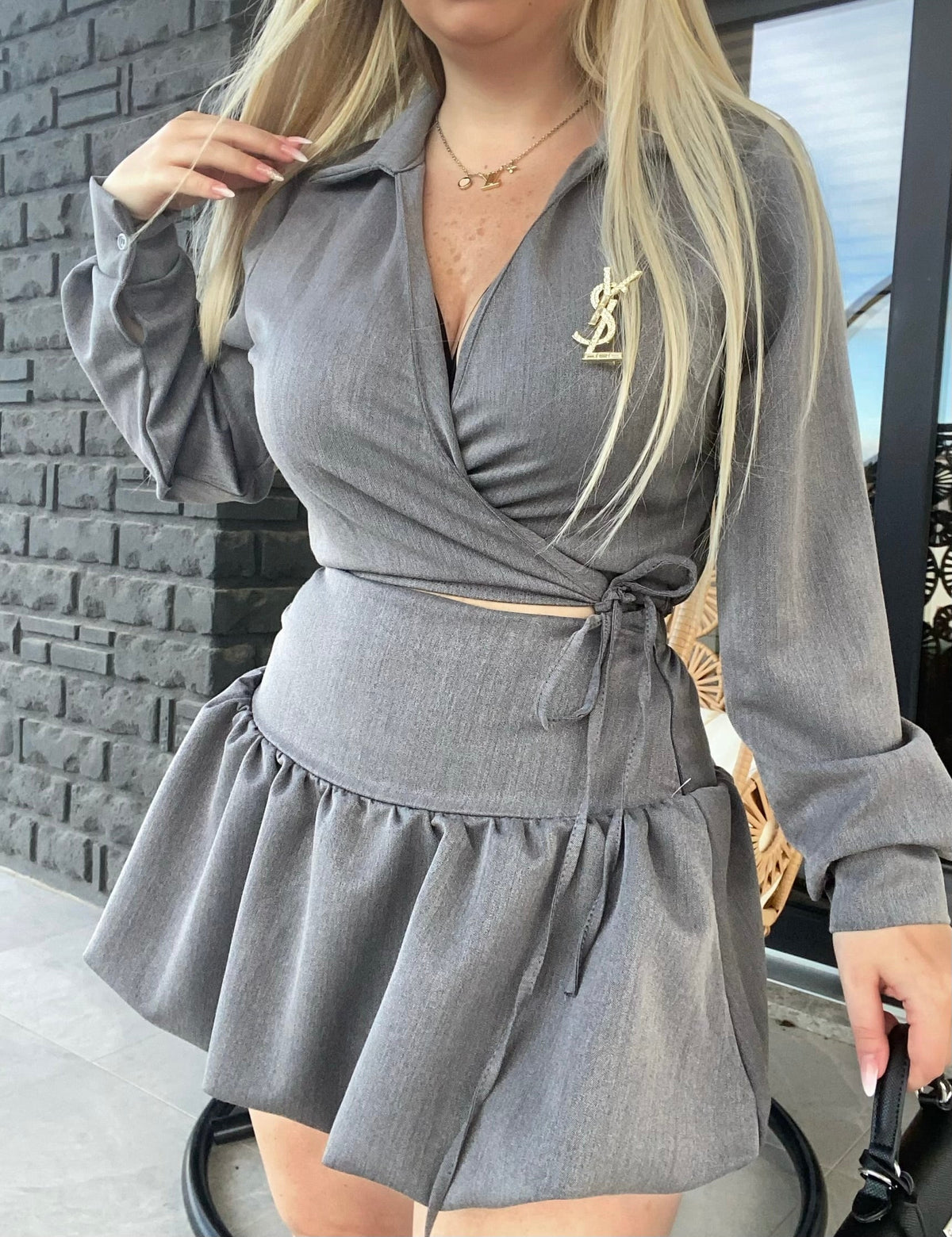 Set scaldacuore e gonna grigio