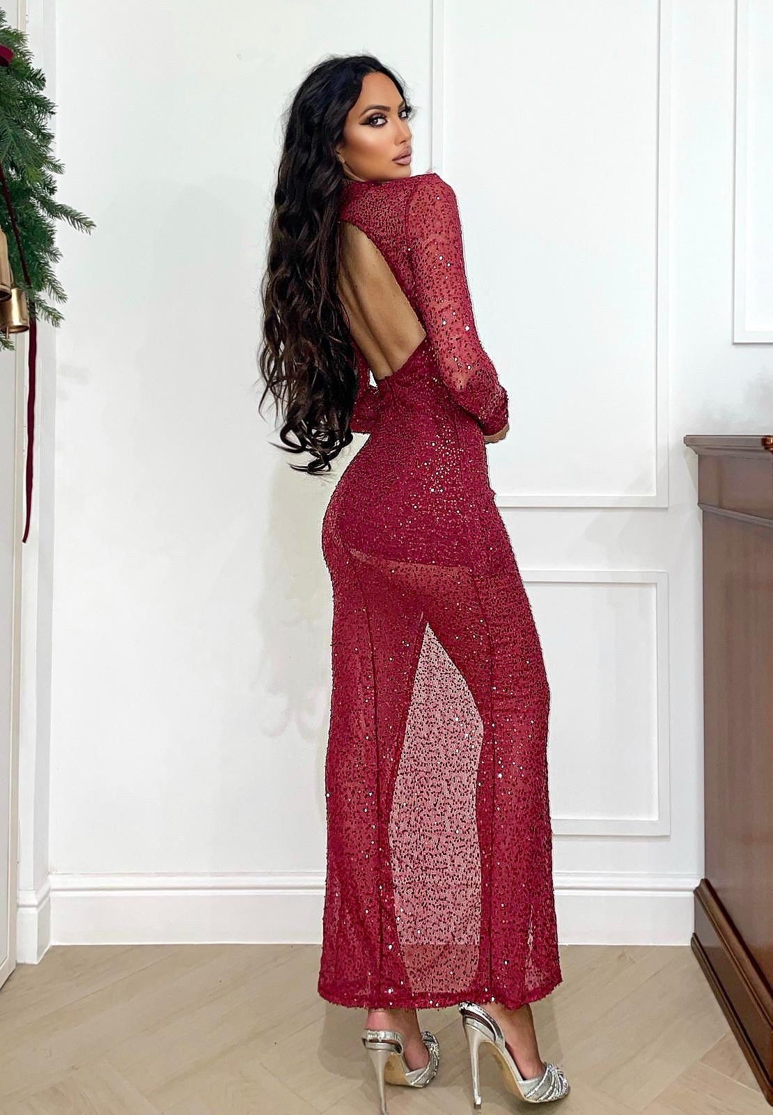 Abito lungo in paillettes bordeaux