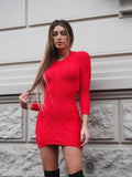 Abito in maglia rosso schiena aperta