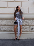 Abito con paillettes e fiocco silver