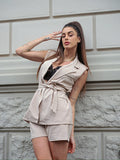 Completo smanicato e short beige