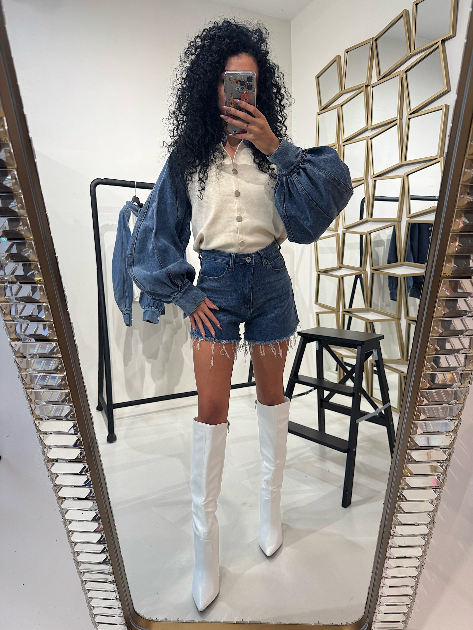 Maglioncino con dettaglio in denim
