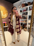 Completo maglia e pantalone con colletto a contrasto