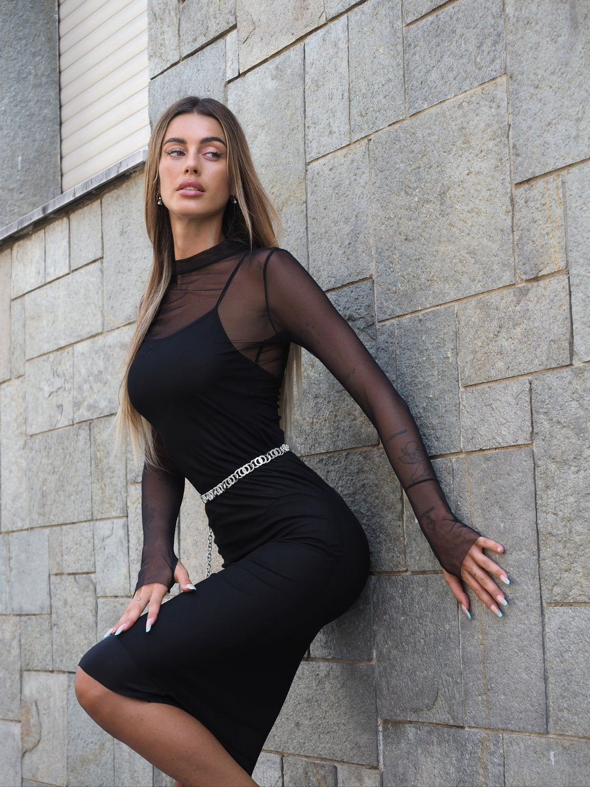Abito midi in velo nero