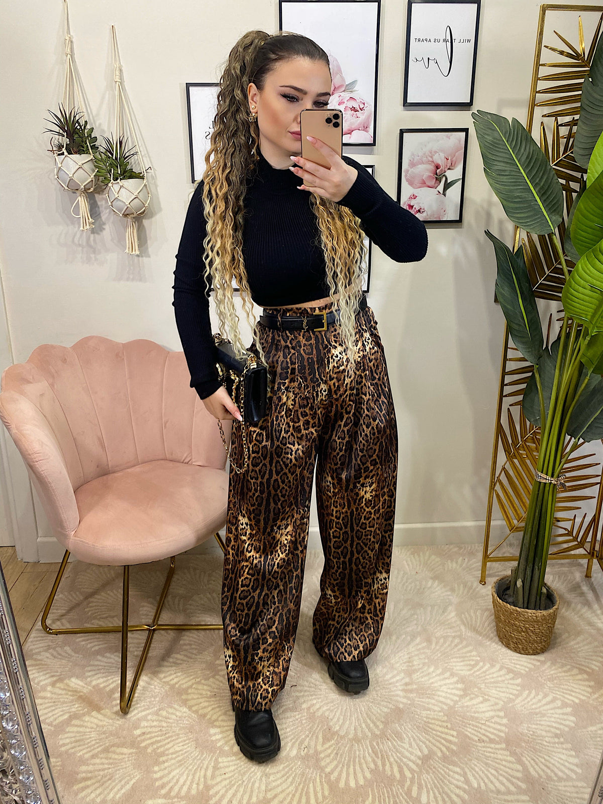Pantalone in satin animalier