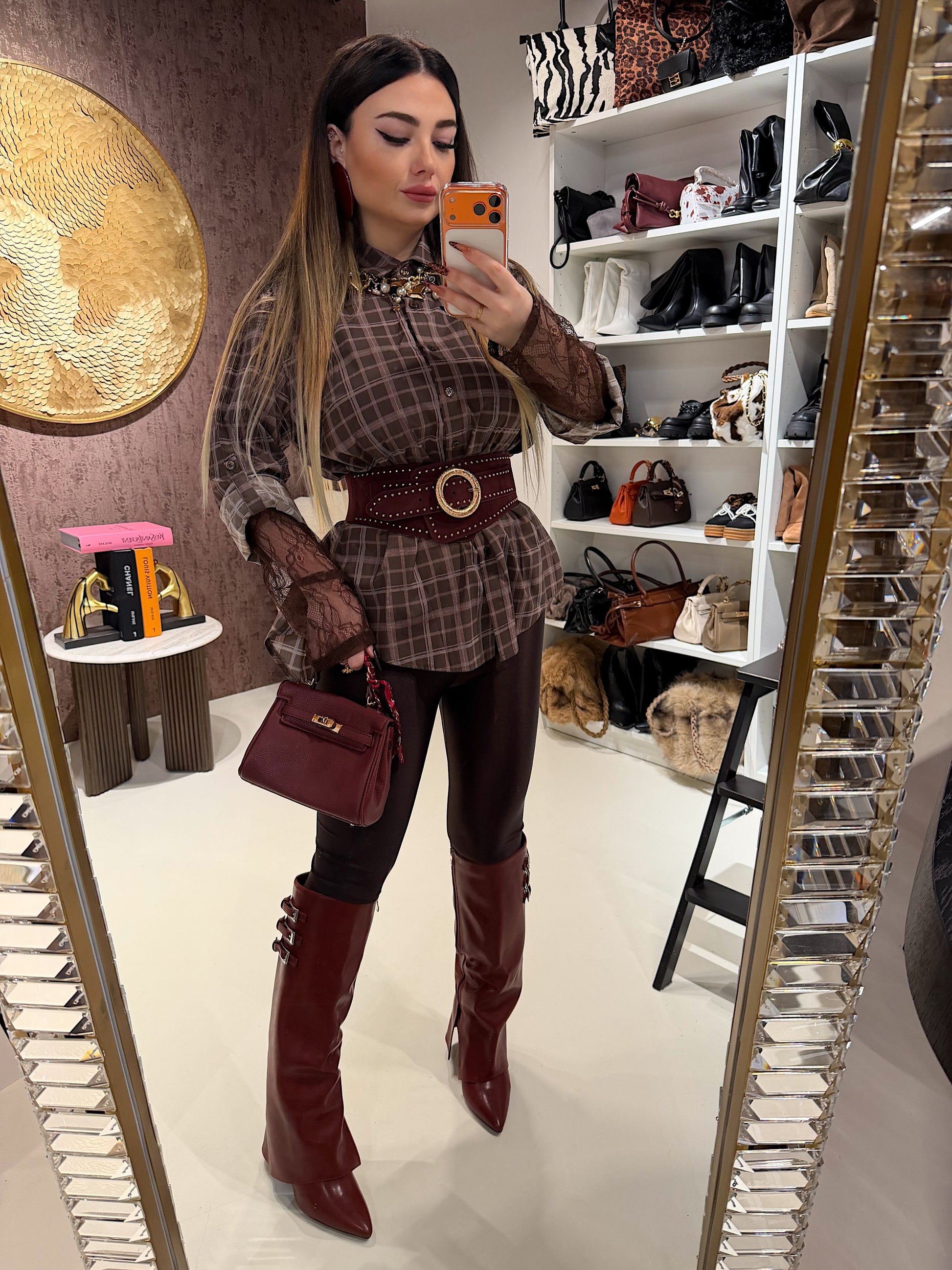 Stivali con fibbie laterali nero e bordeaux  Londra