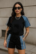 Completo sportivo maglia e short con dettaglio denim
