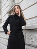 Cappotto nero con cintura