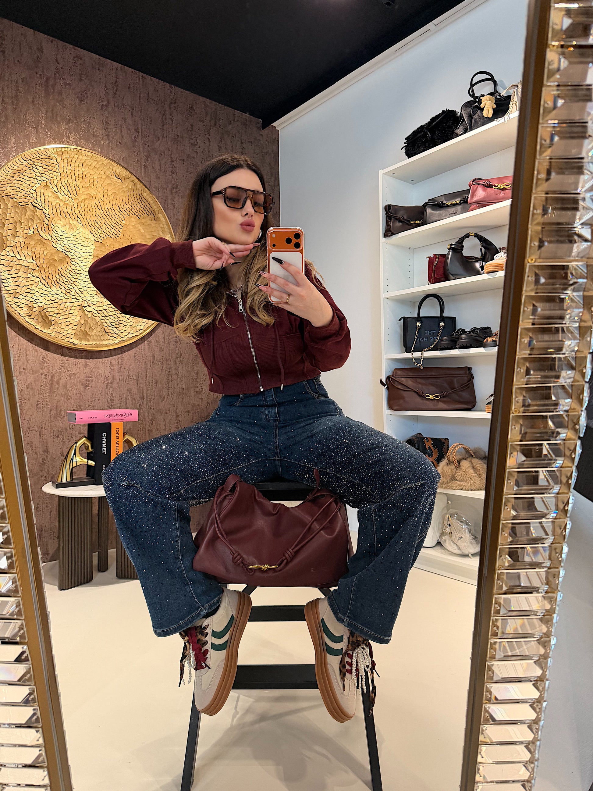 Felpa Cropped con zip e cappuccio
