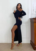 Abito nero lungo con piume