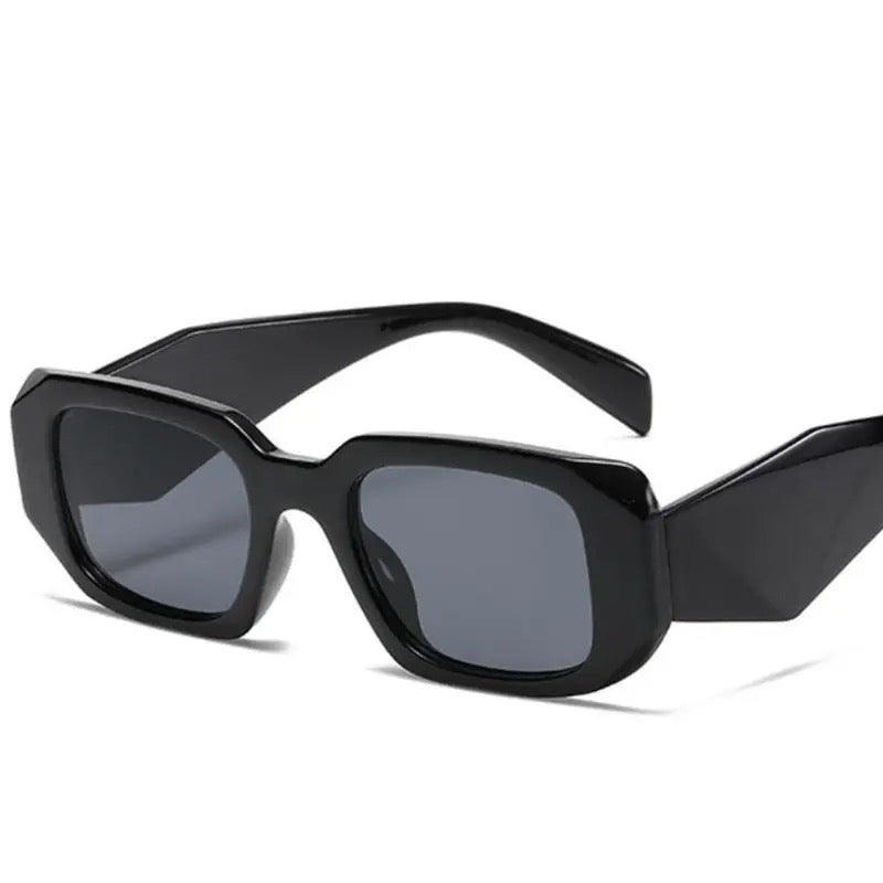 Occhiale squadrato nero