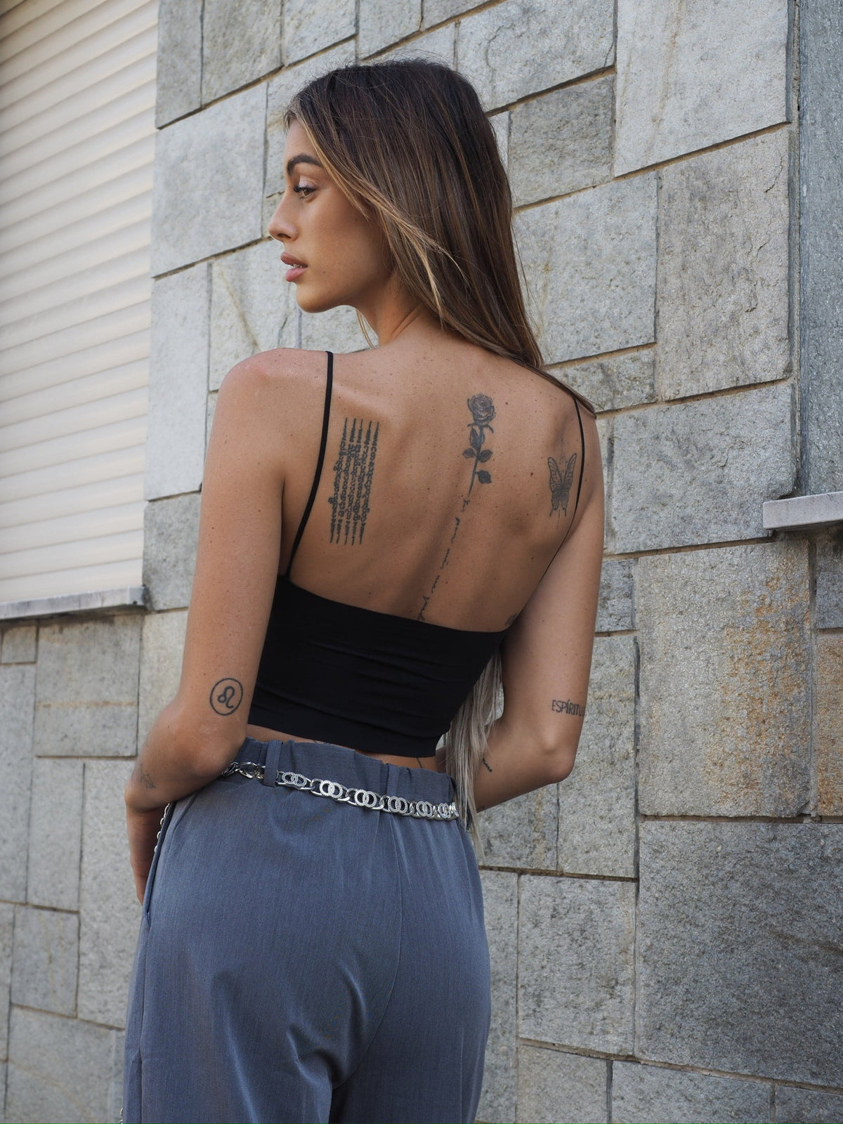 Top basic nero