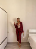 Top con scollo cipria
