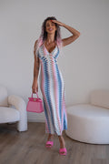 Abito con sfumature rosa celeste